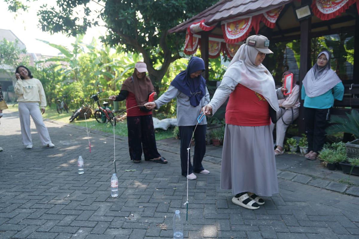 Lomba Orang Tua