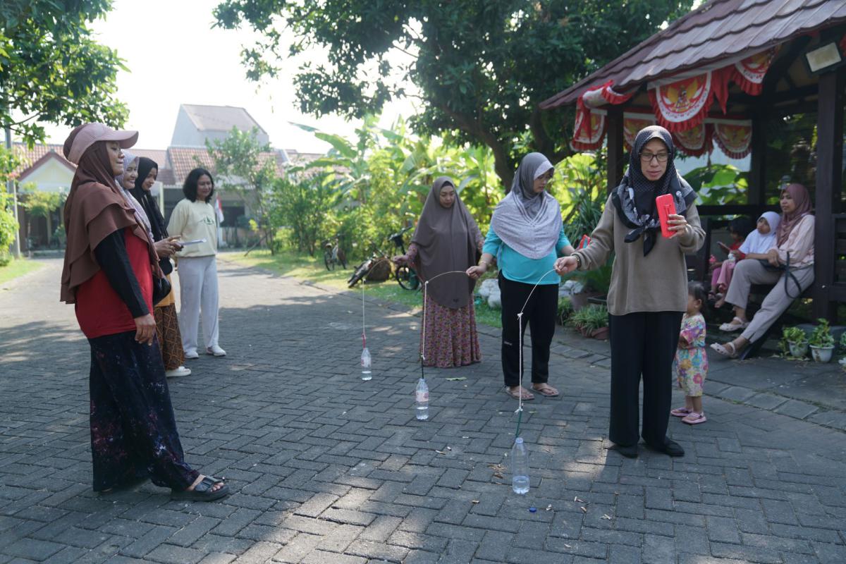 Lomba Orang Tua