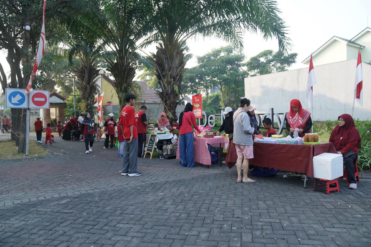 Dokumentasi Senam Pagi Dan Jalan Sehat HUT RI 81